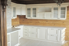 кухня в деревяном доме
